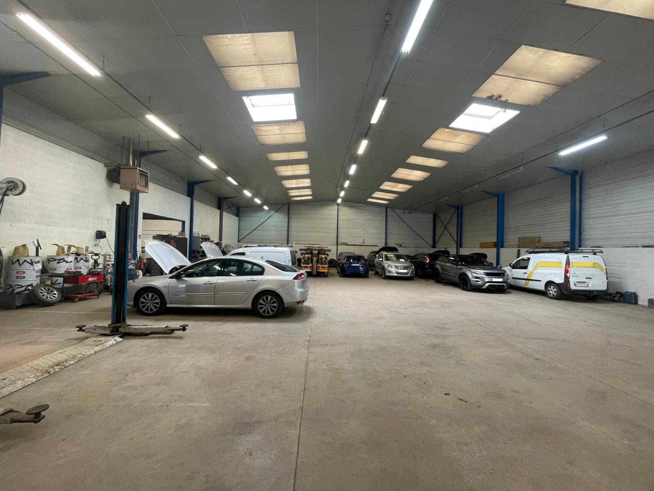 Local d'activité Carrières-sur-Seine 893m² Location local d'activité Carrières-sur-Seine Yvelines OLACT2203363 7